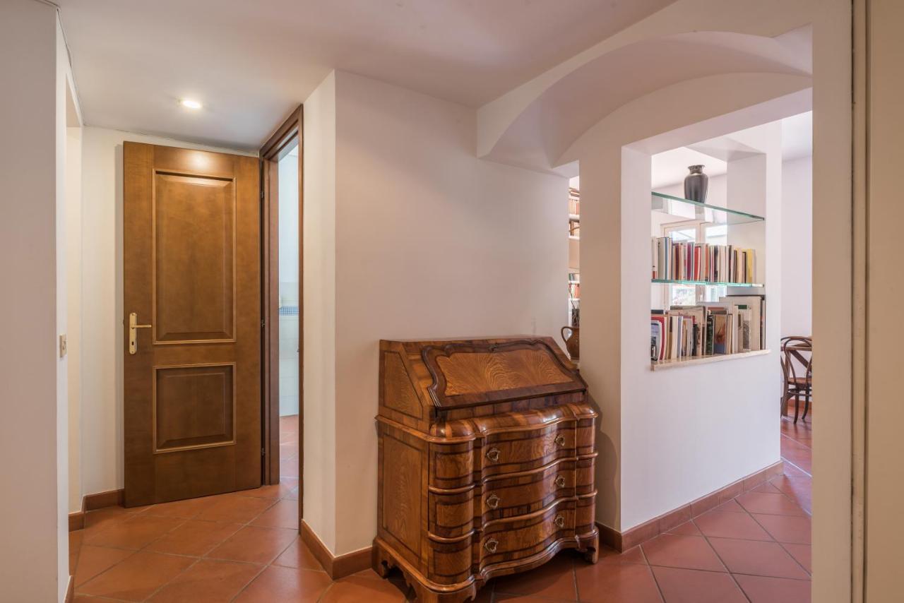 רומא Colosseo Stylish Penthouse מראה חיצוני תמונה