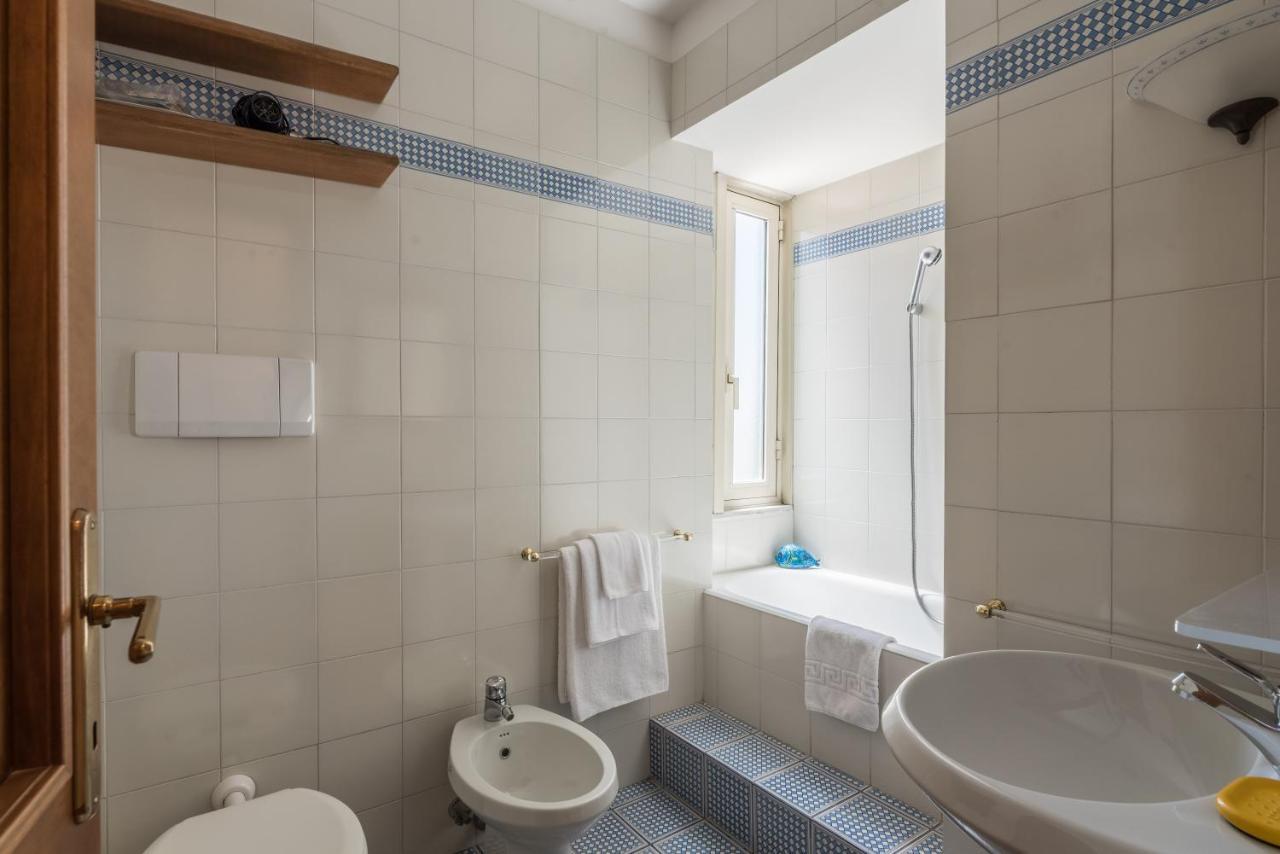 רומא Colosseo Stylish Penthouse מראה חיצוני תמונה