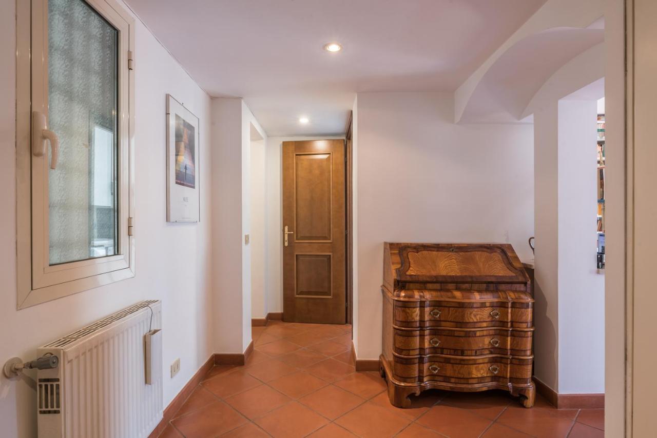 רומא Colosseo Stylish Penthouse מראה חיצוני תמונה